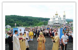 Пресвята Богородиця та пророк Ілля скликають своїх вірних дітей до Бороняви