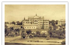 Перший ужгородський «хмародер»