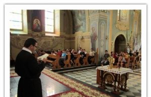 У Крехівському монастирі відбулася Молитовна зустріч для хлопців