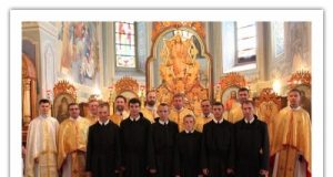 Перші тимчасові обіти у Крехівській обителі