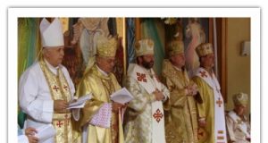 Митрополит Пряшівський передав Главі УГКЦ мощі блаженних священномучеників Павла (Гойдича) та Василя (Гопка)