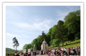 Великодні святкування в Малоберезнянському монастирі