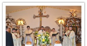 Воскресні Богослужіння в Мукачівському монастирі