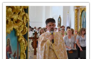 Панахида за загиблими військовослужбовцями alt