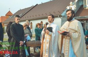 Воскресна Божественна Літургія в Мукачівському монастирі