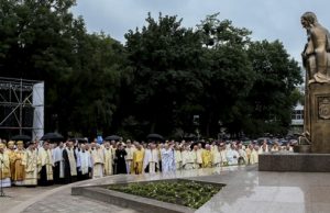 Відкриття і освячення пам’ятника Митрополиту Андреєві Шептицькому у Львові