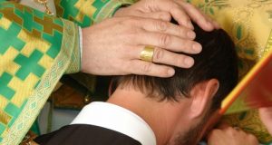 Таїнство Священства