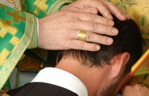 Таїнство Священства