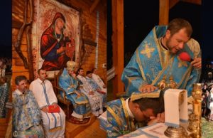 Архієрейська Божественна Літургія в Мукачівському монастирі