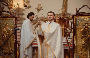 Плащаниця у Василіянському храмі в Малому Березному – 2019