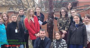 Духовна зустріч для дівчат в Мукачівському монастирі Сестер Служебниць НДМ