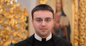 «Чому наші нам чужі?»