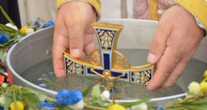 Чому і для чого Церква освячує воду? (відео)