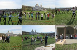 Великодні гаївки при Боронявському монастирі Отців Василіян