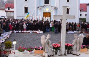 Воскресна Утреня і посвячення пасок у Малоберезнянському монастирі – 2022