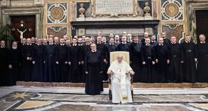 Папа: Не забуваймо про мучеництво, яке переживає Україна