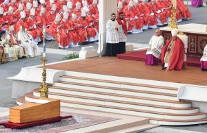 Похорон Папи Венедикта XVI